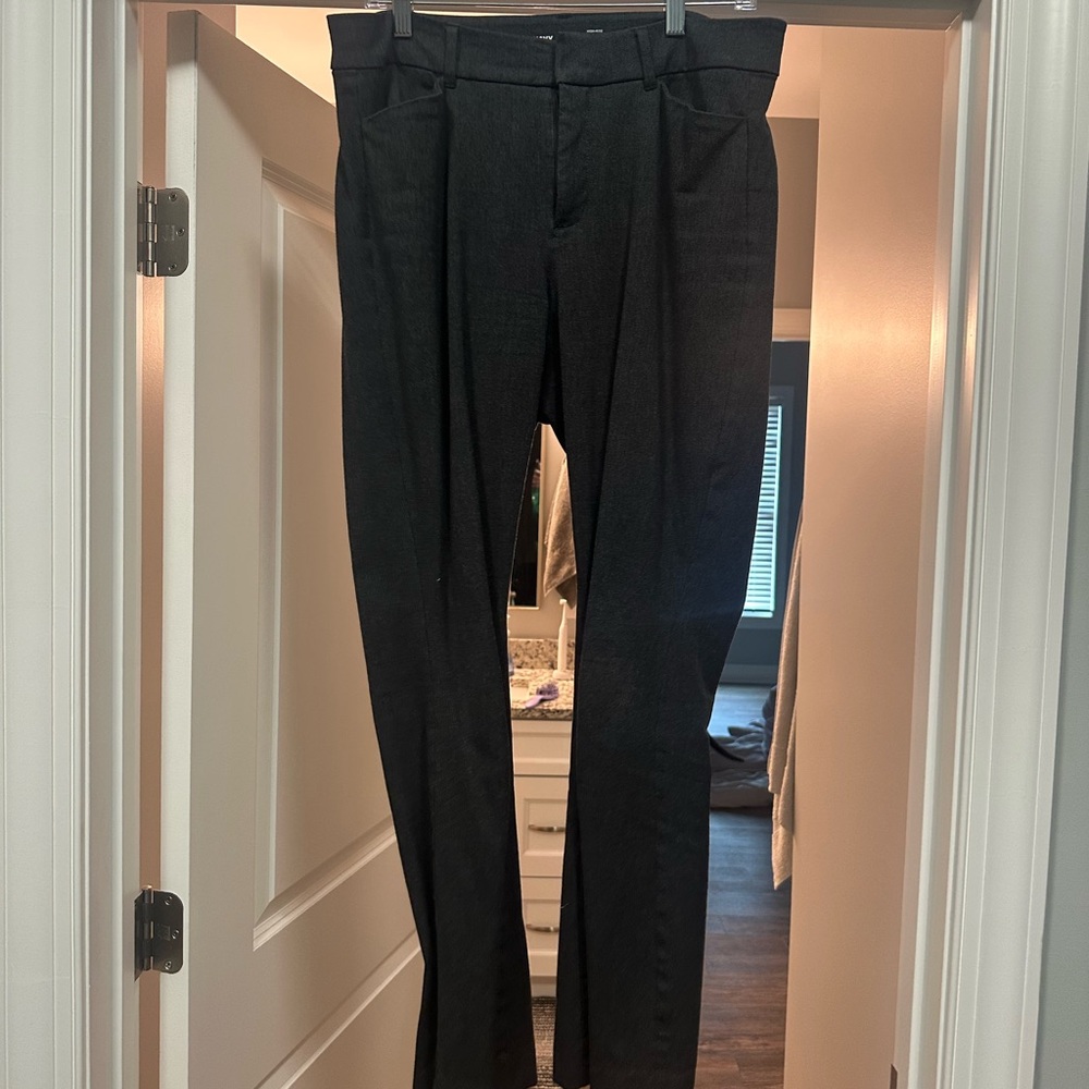 Old Navy Charcoal Pixie Flare Pants